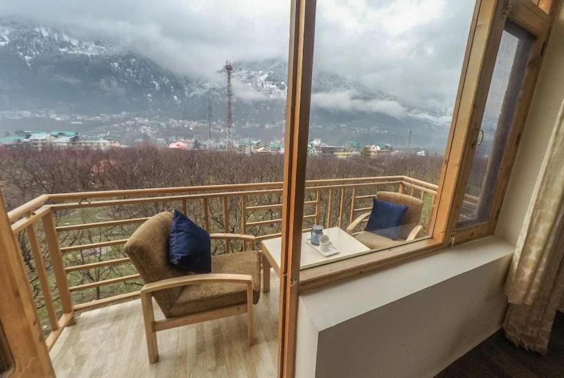 Himalayan Woods Cottage Manāli Esterno foto
